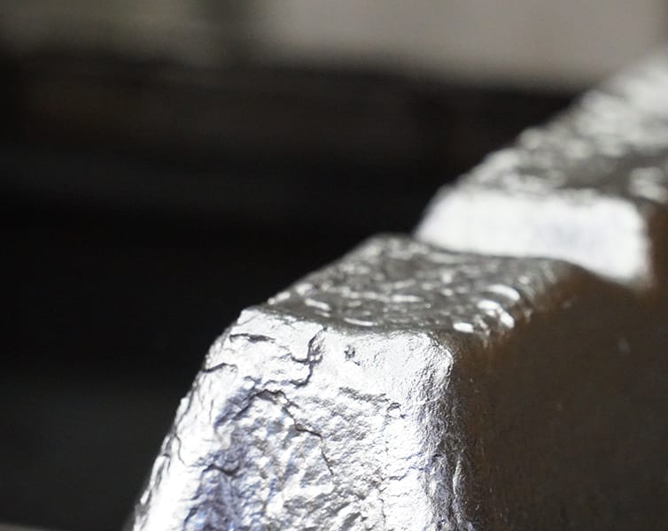 Lingotes de aluminio